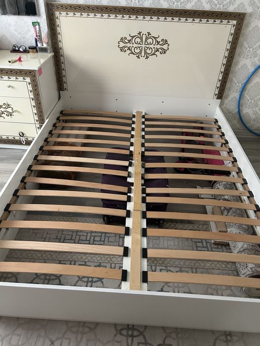 Продаю кровать 2 местный