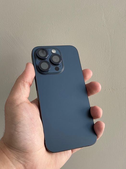 iPhone 15 pro 128 gb