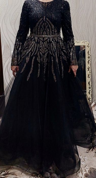 Продается вечерное платье