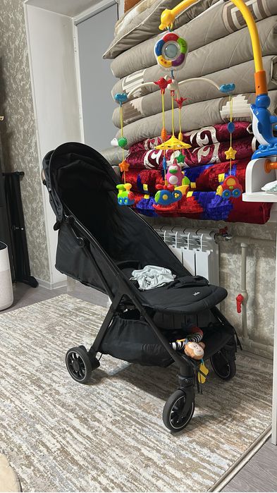 Joie pact pro с люлькой
