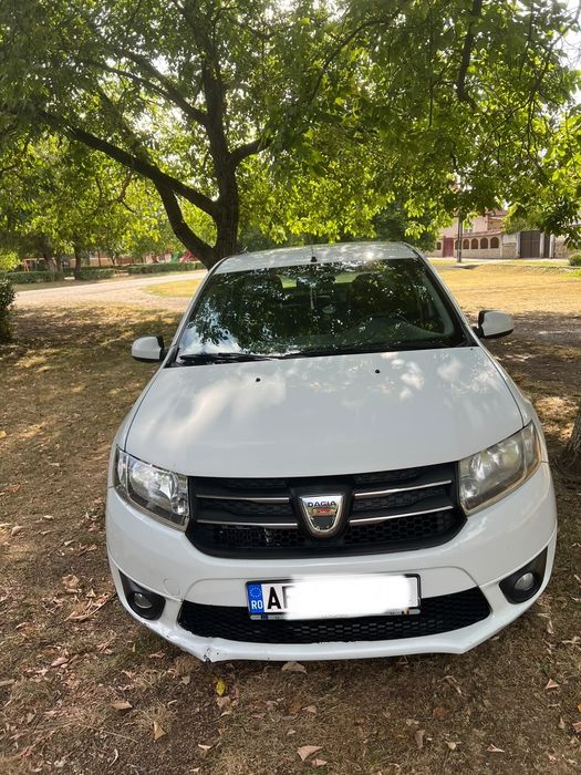 Vând Dacia Logan 2 an 2014