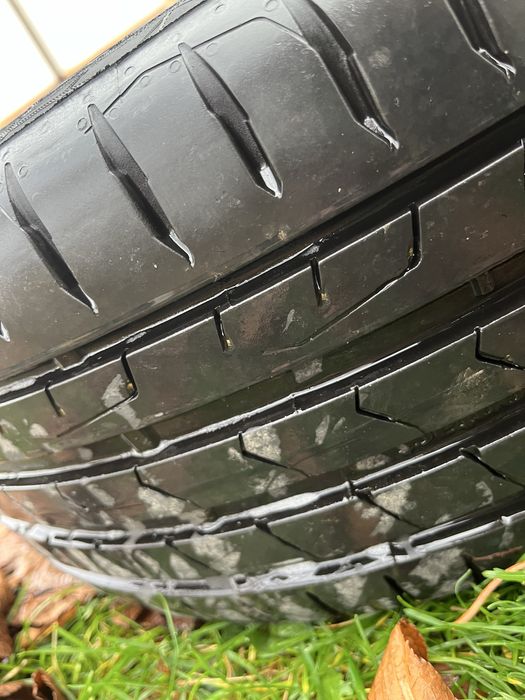 Jante VW R17 225/45 Continental 5x112