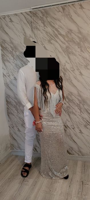 Rochie de vanzare, M ai multe detalii în privat !!