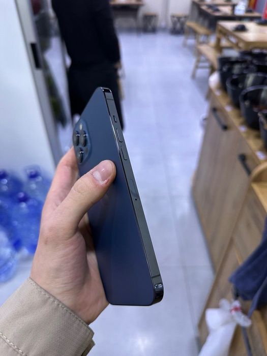 Продам iPhone 12 Pro Max  85 ёмкость, родная