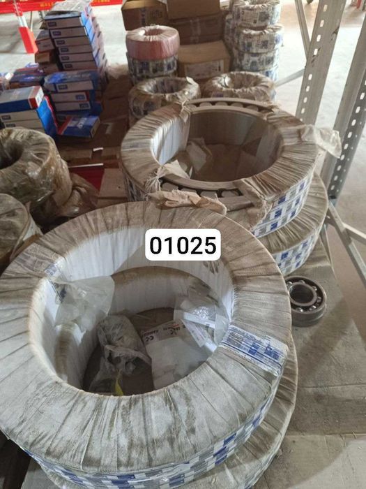 Подшипники в ассортименте