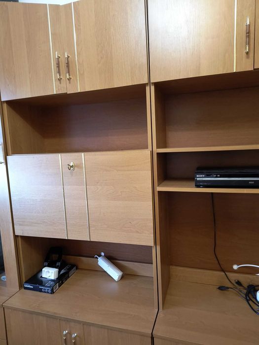 Vand Biblioteca in stare f buna