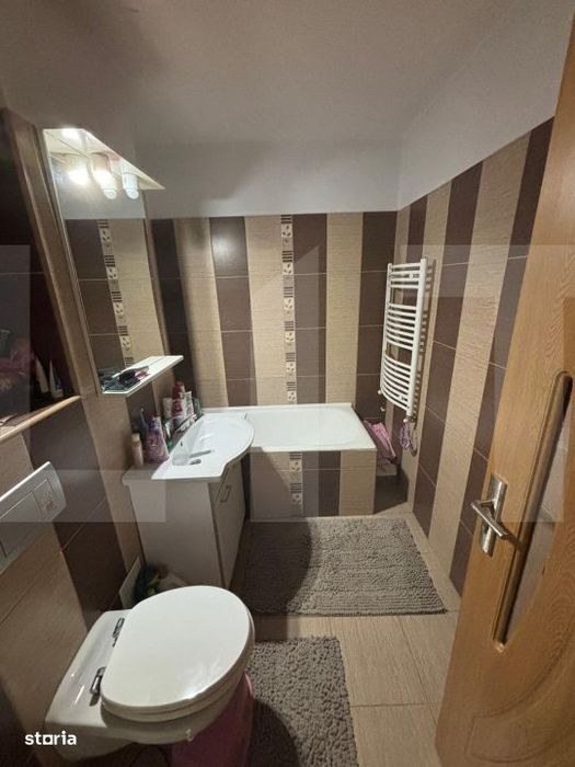 Apartament 3 camere, zona 300