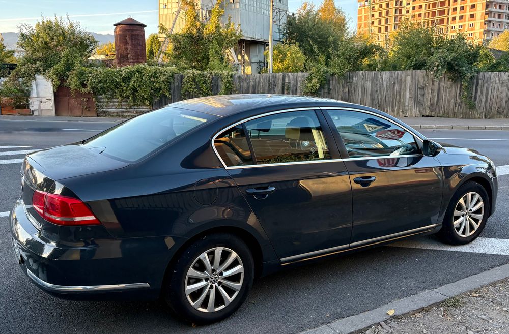 Volkswagen Passat Comfortline | 2.0 TDI 140 CP | DSG 6
