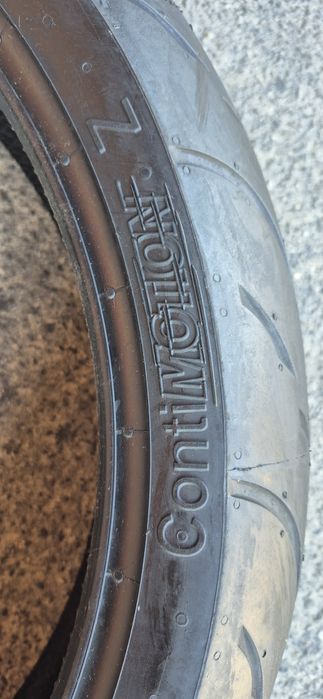 2 anvelope moto noi Continental,fata 120/70 ZR17 M/C,spate 190/50 ZR17 M/C.Pretul este pe bucata.