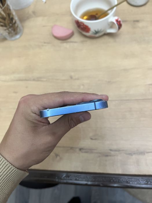 Iphone 13 продаю срочно