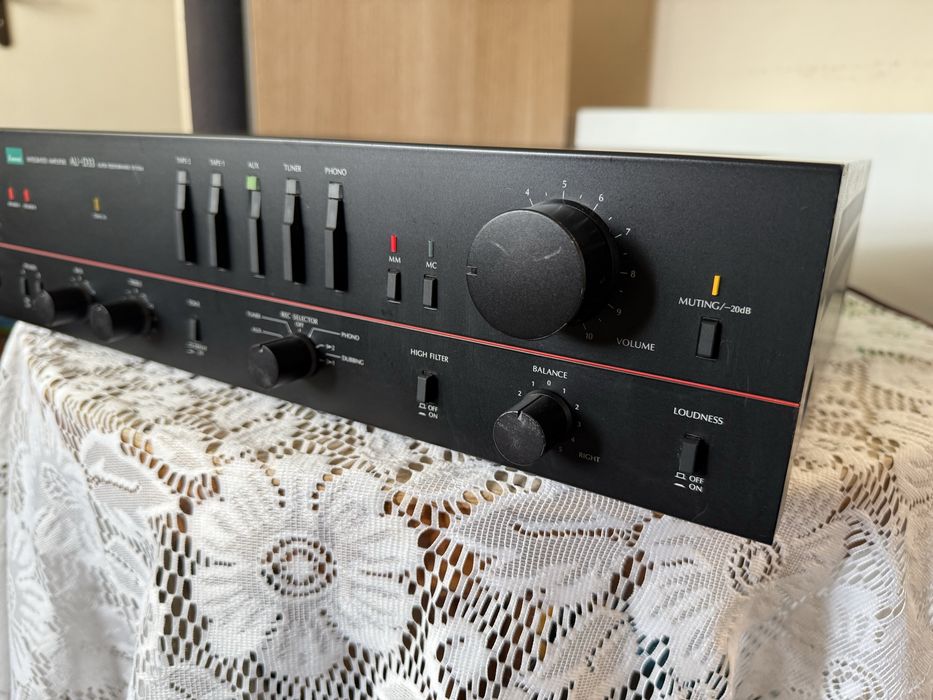 Sansui AU-33 Качествен стерео усилвател