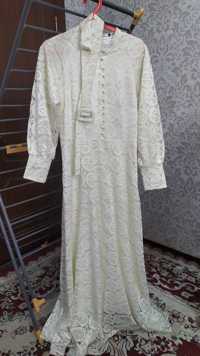 Rangi ayviriy 46-48 ga bemalol  keladi