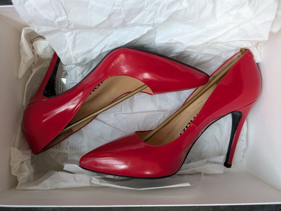 Женские туфли лодочки, классика