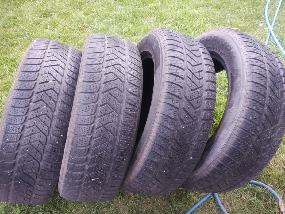 Гуми Pirelli 215 65 17r