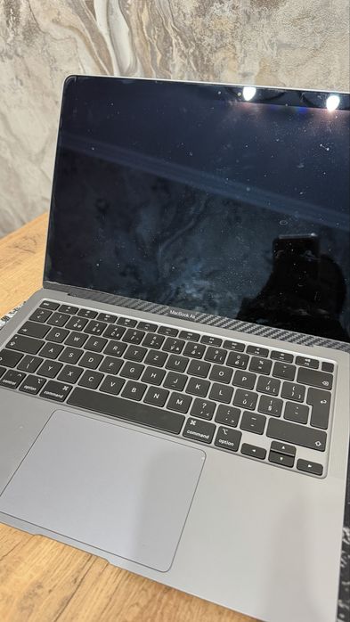 Macbook air 2020