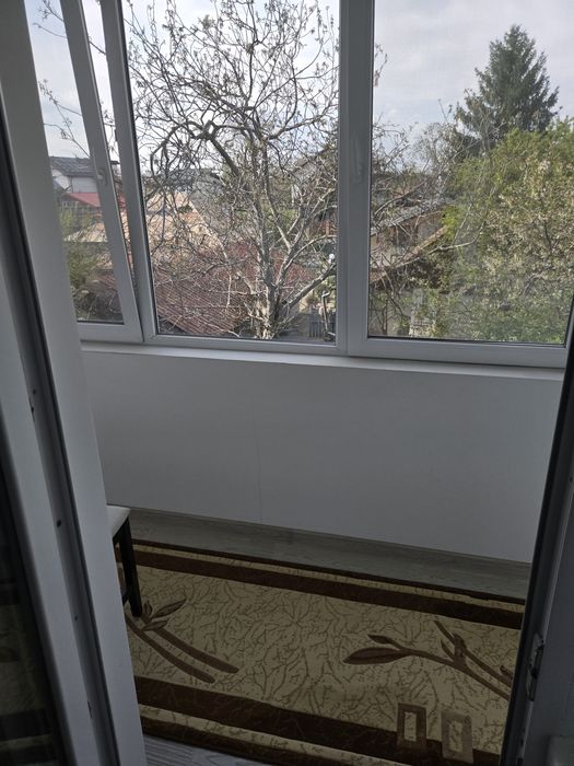 Vand apartament 3 camere