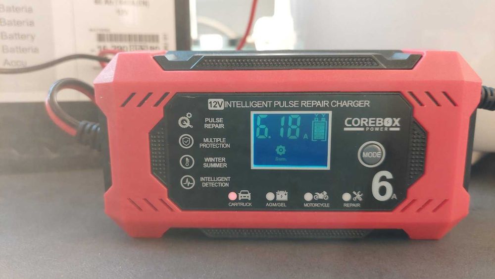 Зарядно за акумулаторни батерии 12V