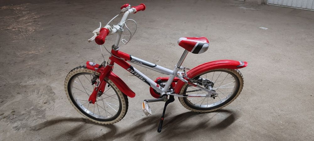 Продавам  две детски колела драг 18