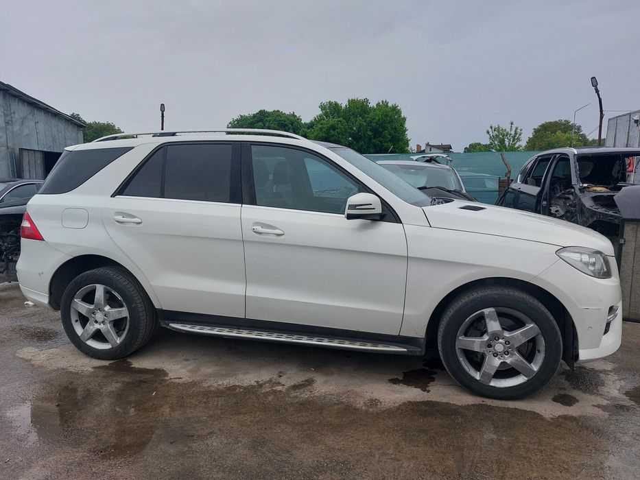 На Части: Mercedes ML W166 AMG 350 BlueTEC 258 к.с. 2012