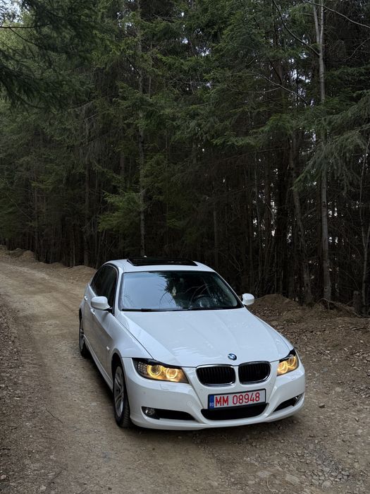 Bmw  320 2011.