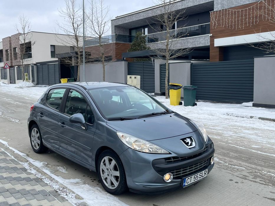 Vand urgent Peugeot 207 1.6 i