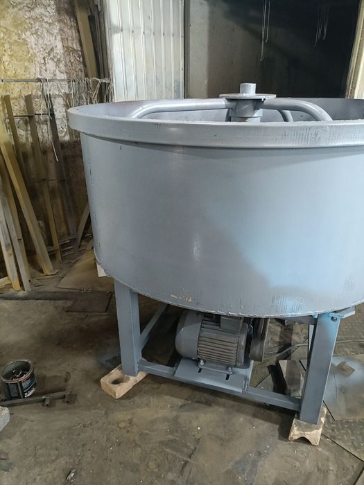 Смеситель бетона БС-1000