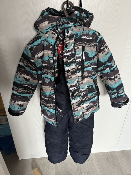 Зимний комбинезон Reima