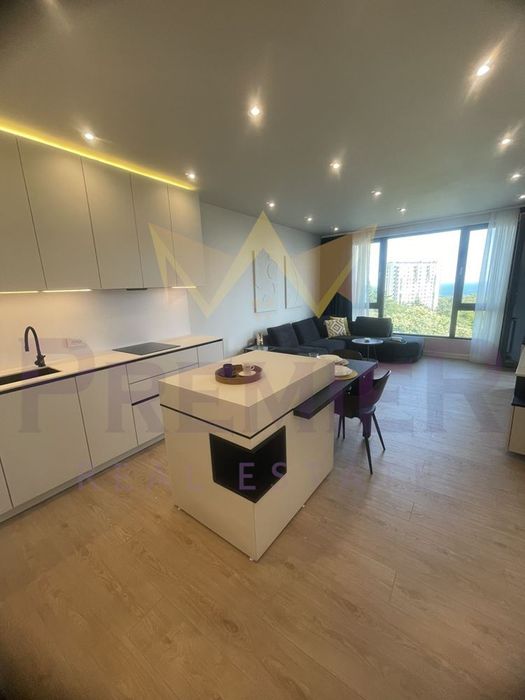 Дава се под наем Двустаен апартамент в Варна, Бриз - 73 кв.м за 1250 € - Снимка #3