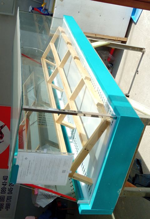 Ветрина холодильник