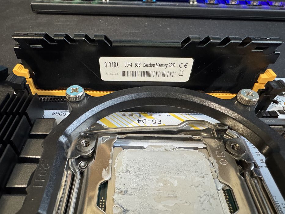 Дъно X99, INTEL XEON E5-2650V4 2.20GHZ, 16GB RAM DDR4
