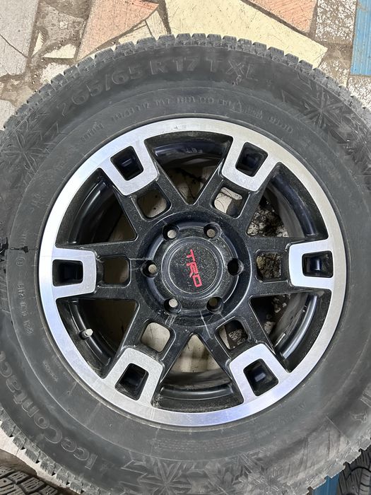 Диски TRD с резиной 265/65 R17 на Прадо