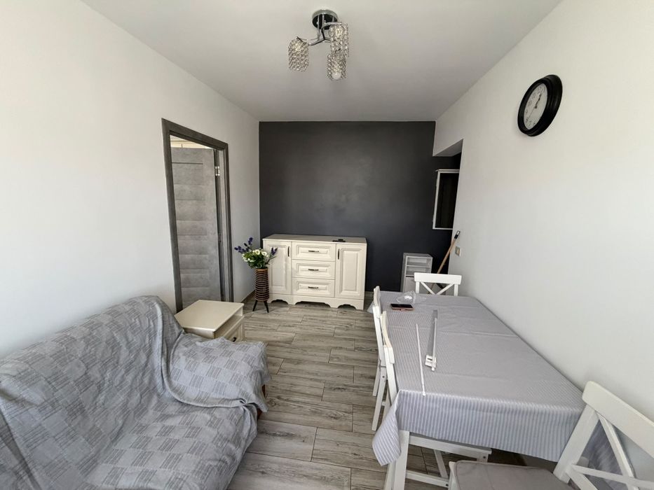 Apartament de lux cu 2 camere de închiriat