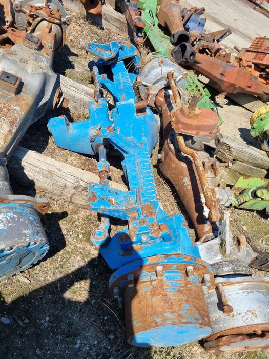 Punte fata tractor Ford/New Holland APL 365 — poza 3