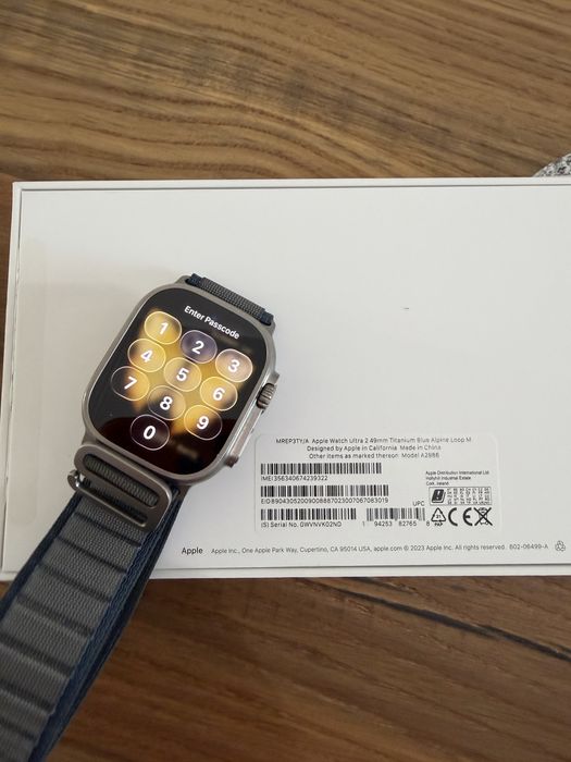 Apple Watch Ultra 2 2023 GPS + Cellular, Titanium 49mm