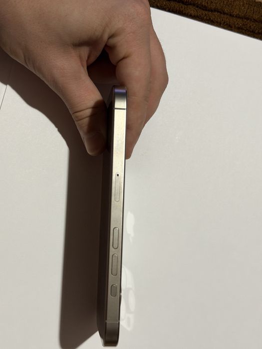 Iphone 15 pro 128 gb Натуральный титан