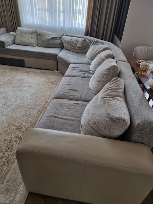 Диван угловой. Размер 370×290