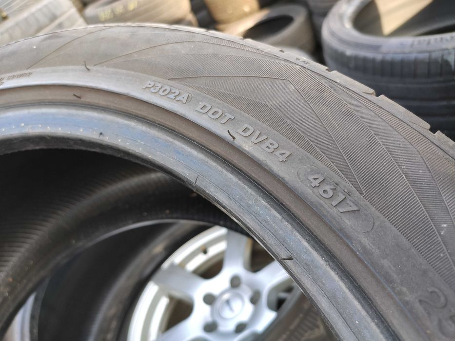 2бр Летни гуми 255 40 19 - Vredestein