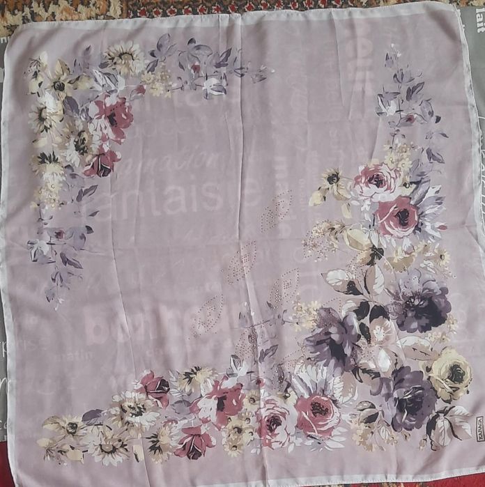 Платок женский (новый)