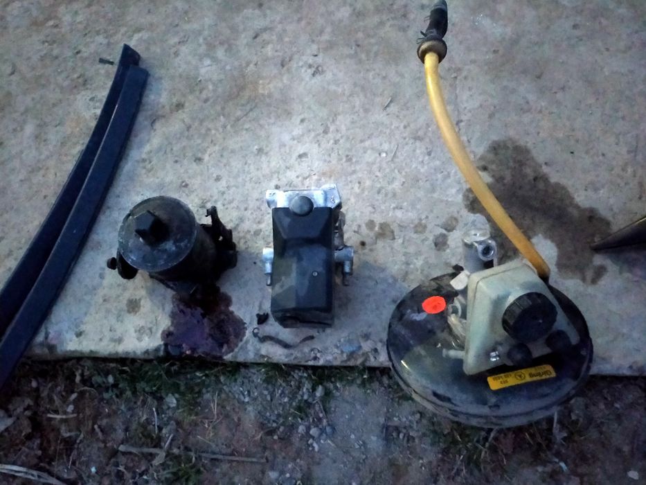 Мерседес 190 запчасть