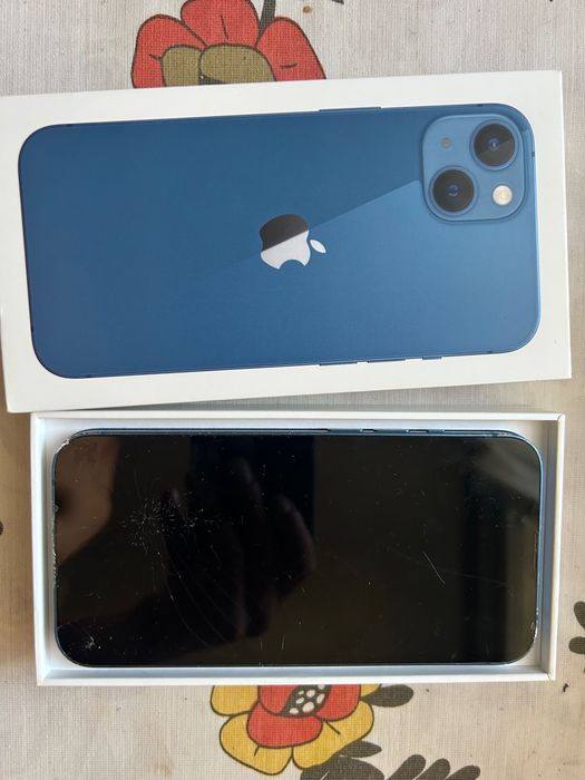iPhone 13 128gb с кутия