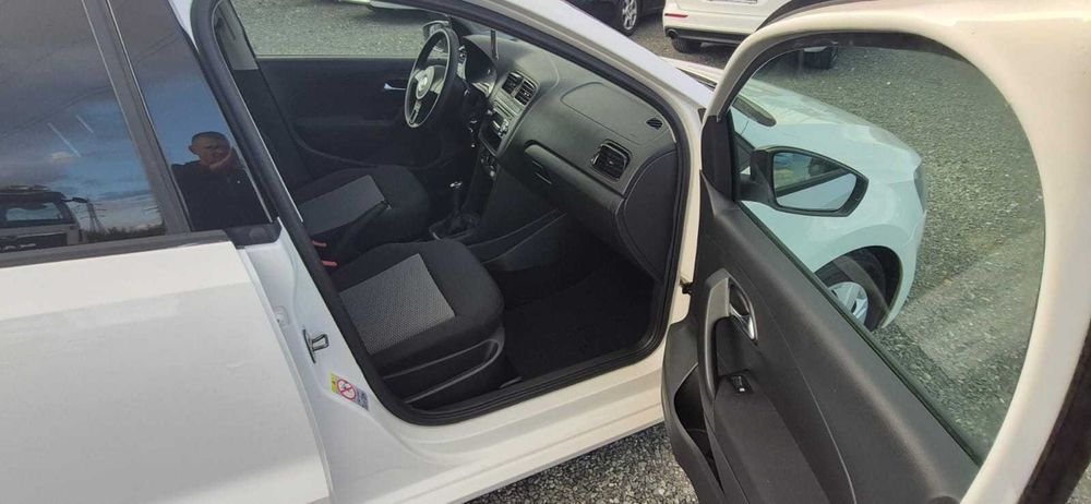 VW Polo 1.2 Diesel 75 Cp 2010 Rate sau Cash