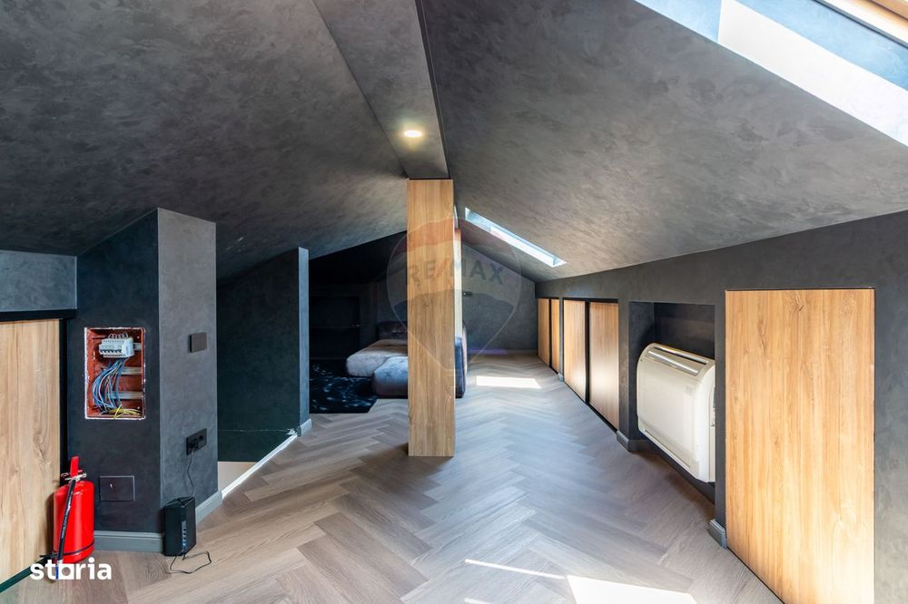 Casă / Vilă de vanzare cu 4 camere, Cosmopolis, premium