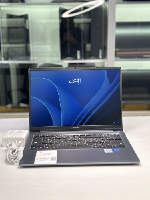 Ноутбук HUAWEI Intel Core i5