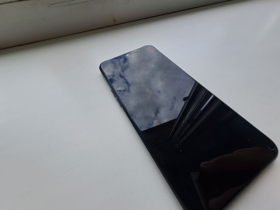 продам Samsung A10s