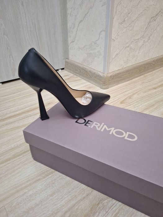 Продам кожаные туфельки