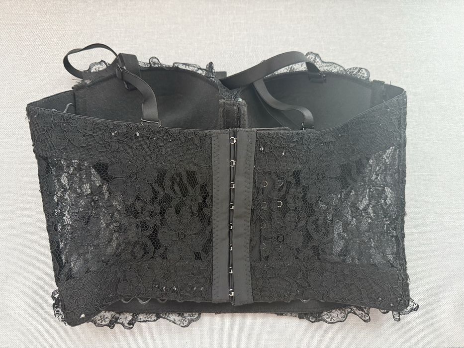 Дантелен черен  корсет
