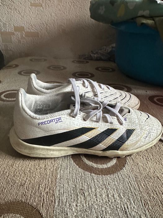 Бутсы футбольные