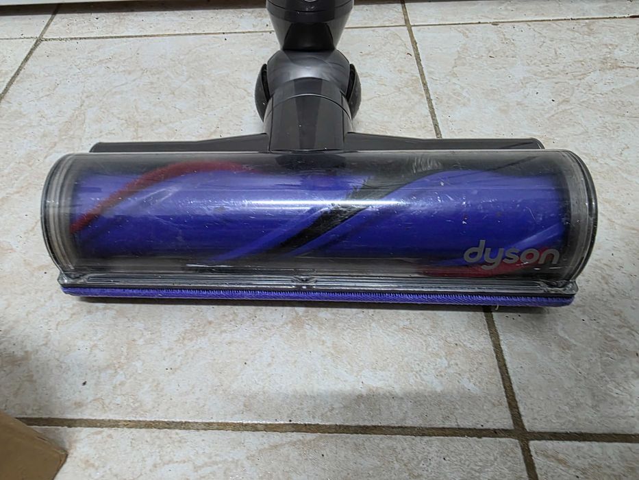 Прахосмукачка DYSON V8
