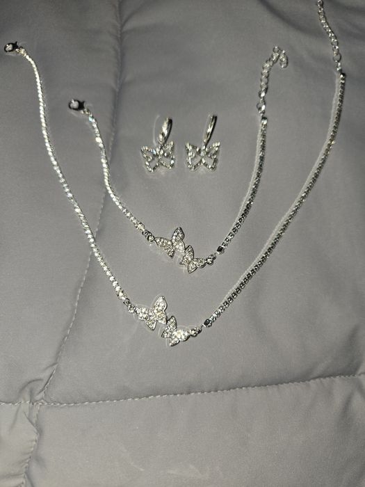 Набор женских украшений