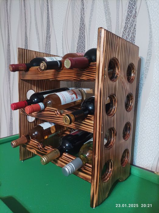 Стойка за вино .